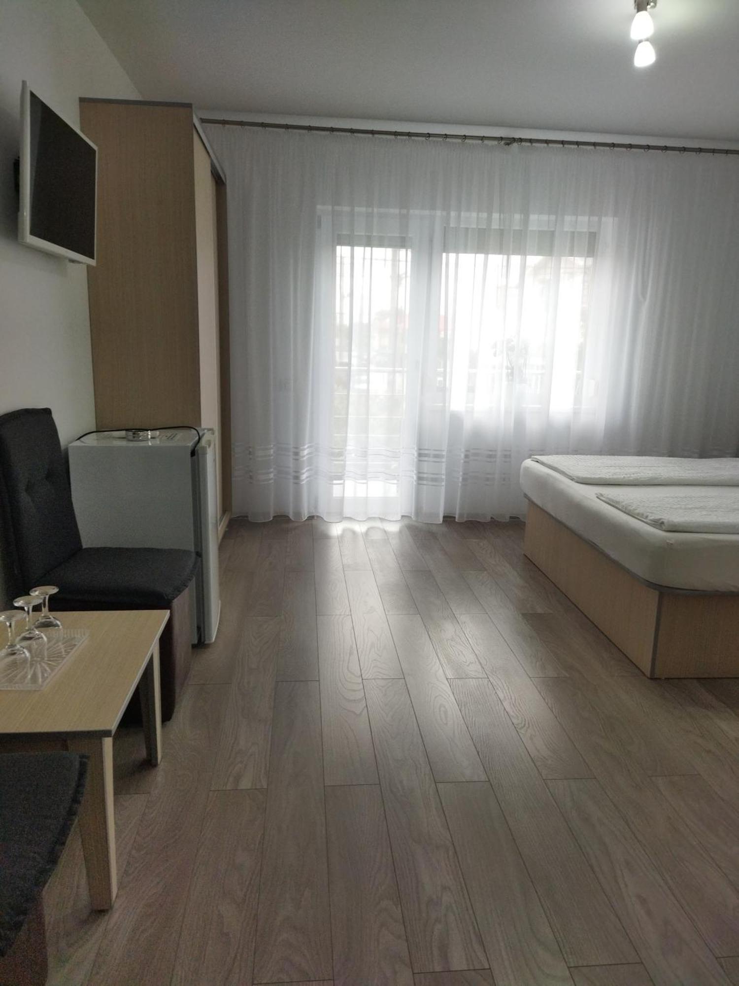 Vila Marius Două Mai Exteriör bild